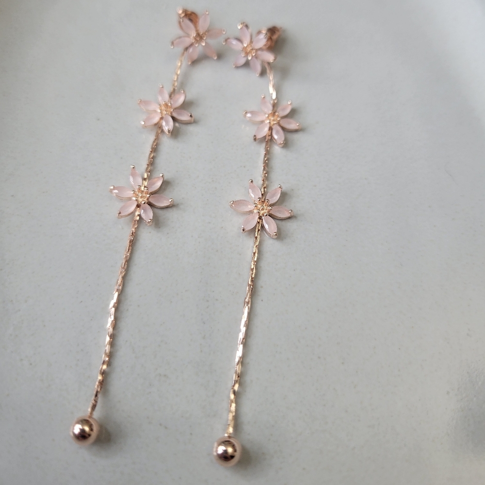 Elegant Floral Drop Earrings